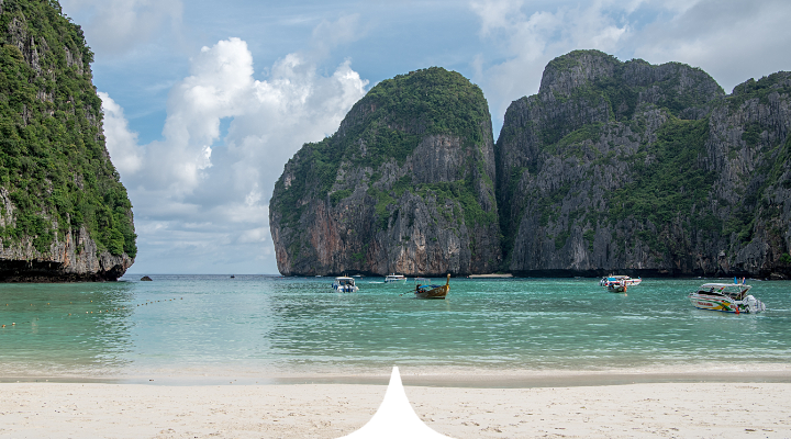 Phuket, Thailand - Cliffside Ocean Suites