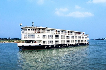 Exploring India’s Rivers Aboard Luxury Cruise Ships